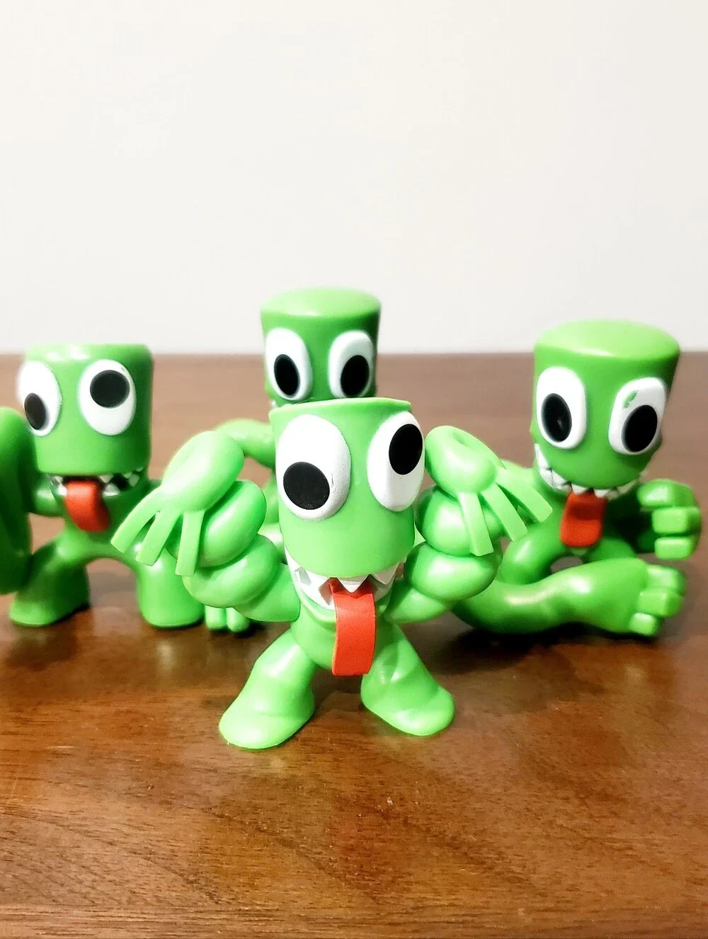 Roblox Lot Rainbow Friends Mini Figures Collection Bundle